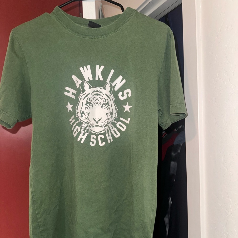 Nike x Stranger Things Hawkins
High Tee